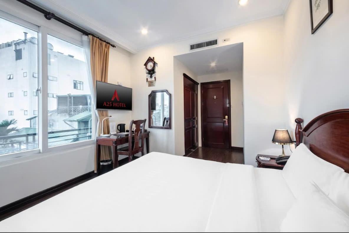 A25 Hotel - 15 Tran Quoc Toan Ханой Экстерьер фото